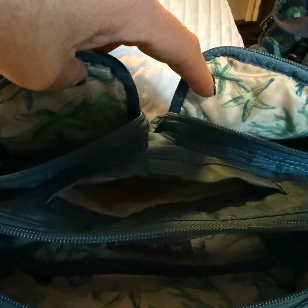 Lug Teal Quilted Navigator Crossbody Bag - Picture 6 of 10